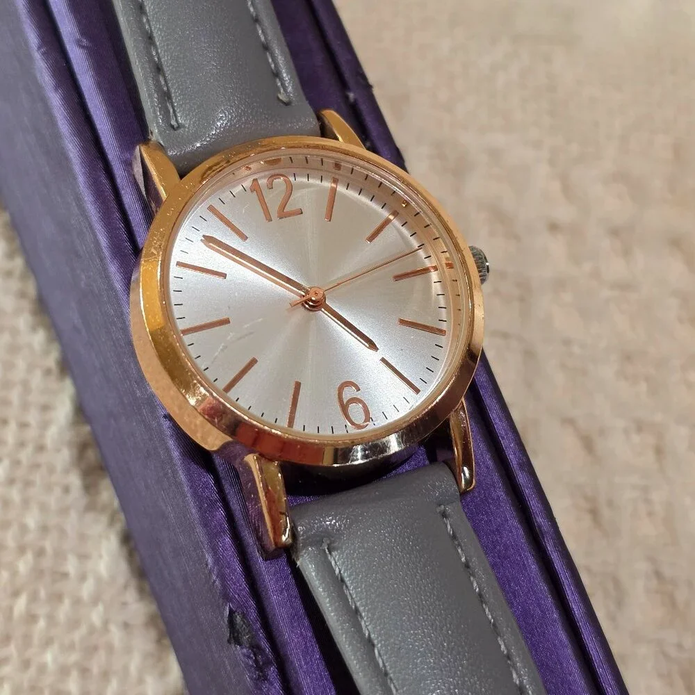 Rose Gold Pink Brushed Silver Face Gray Band Round Women's Wrist Watch Running